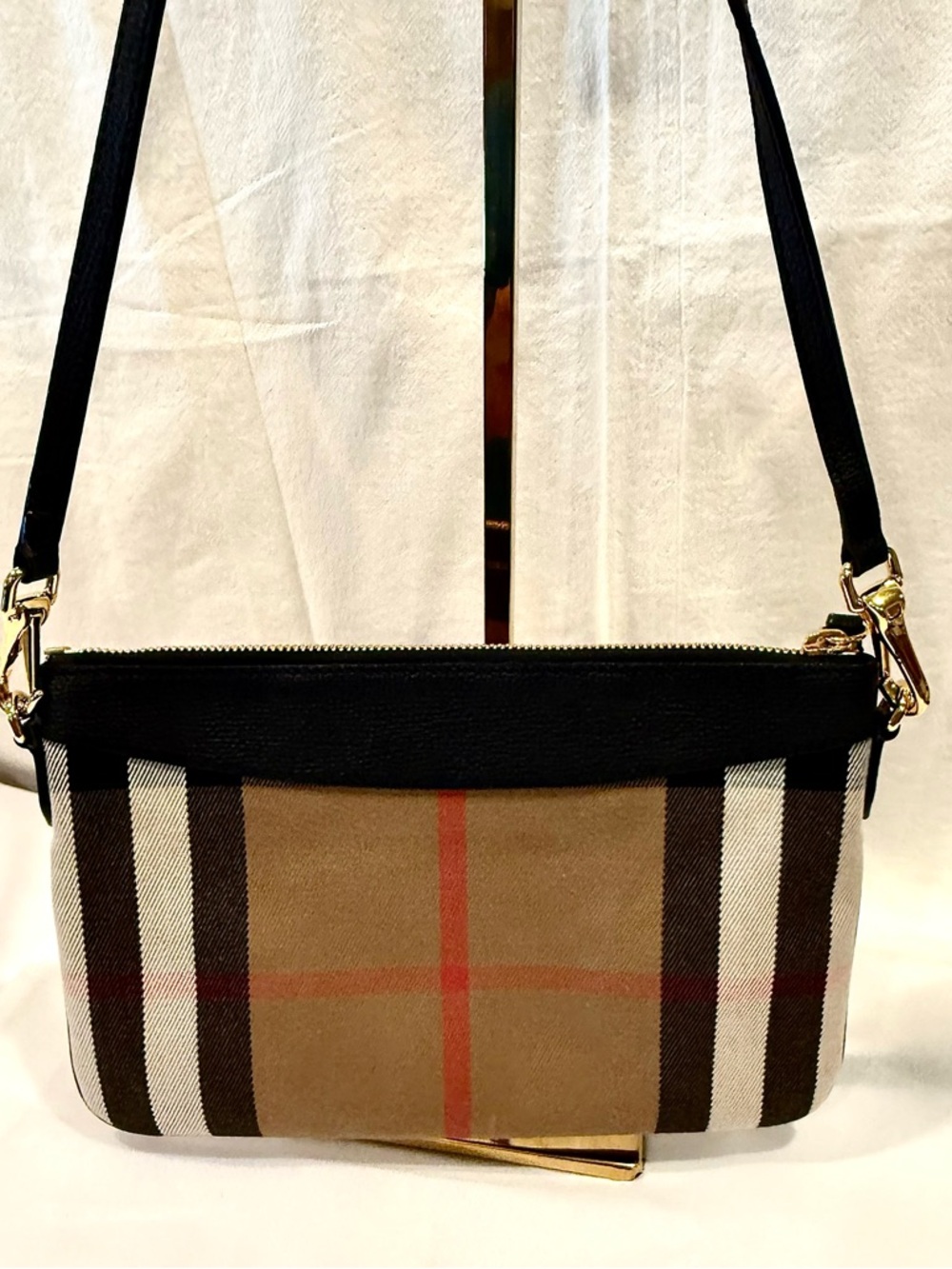 Burberry Peyton House Check Crossbody Bag - Picture 4 of 11